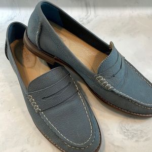 Sperry suede flats